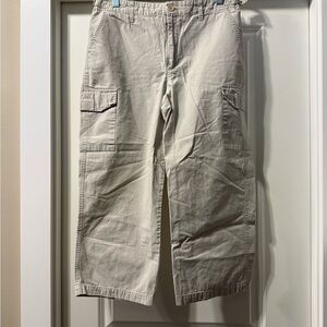 Gloria Vanderbilt Tan Capris